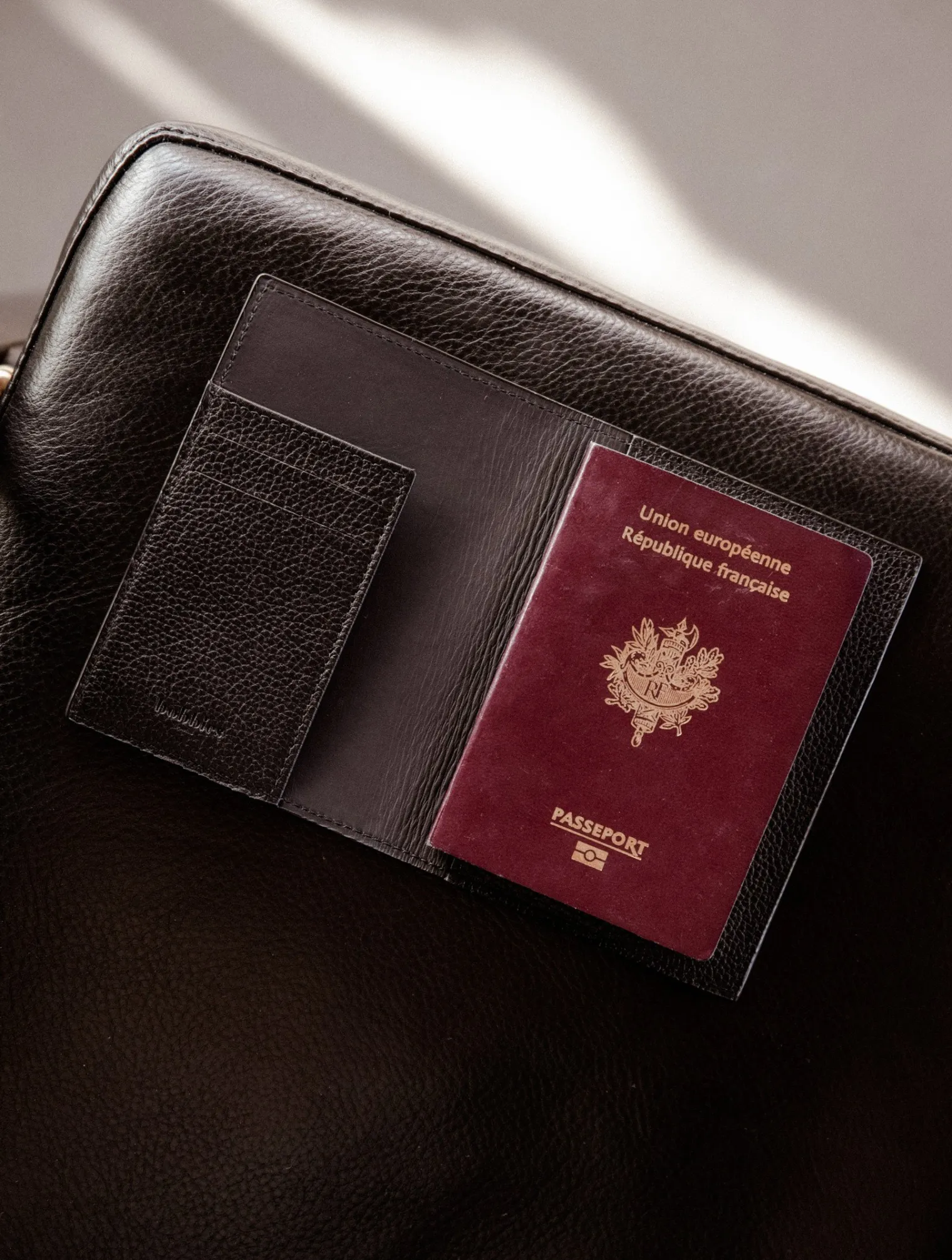 rio_4.webp Bobbies Small Leather Goods | Rio