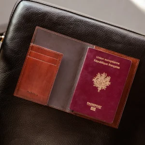 Bobbies Small Leather Goods | Rio