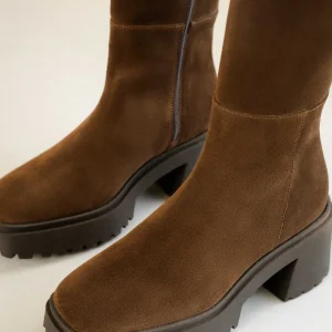 Women Bobbies Knee High Boots | Sandra
