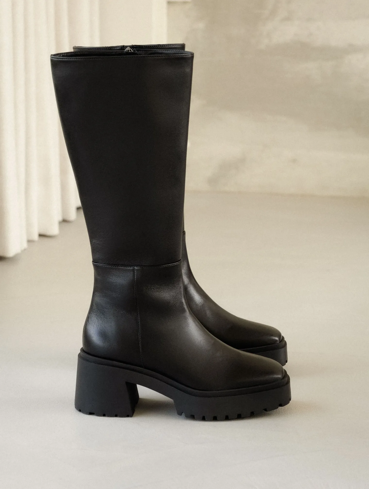 sandra_5.webp Women Bobbies Knee High Boots | Sandra