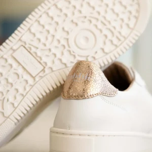 Women Bobbies Sneakers | Scott