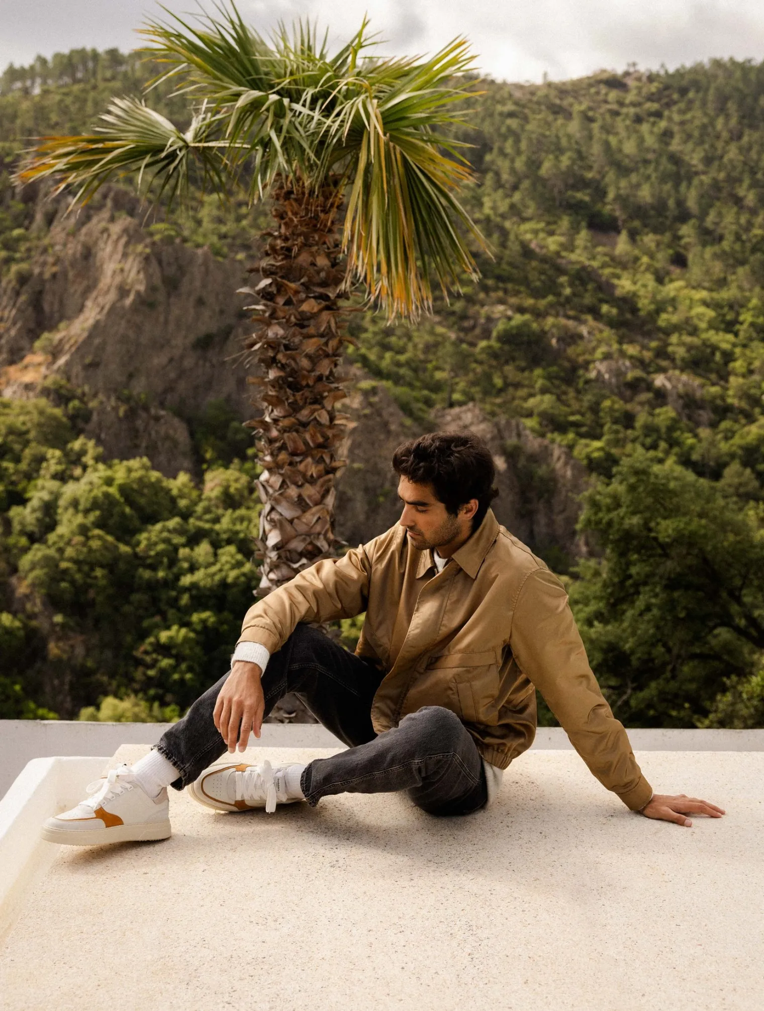 thanassi_4-3.webp Bobbies Sneakers | Thanassi