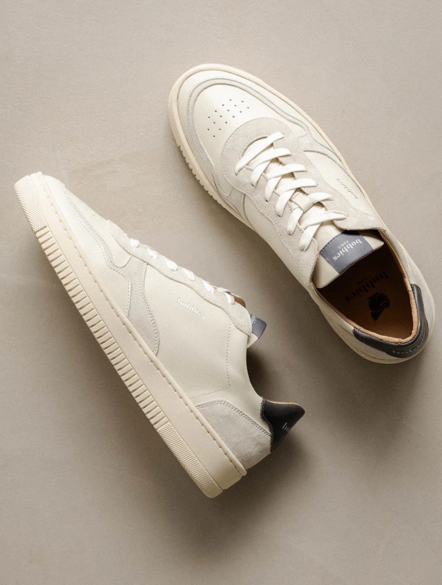 travis_0-3.webp Bobbies Sneakers | Travis