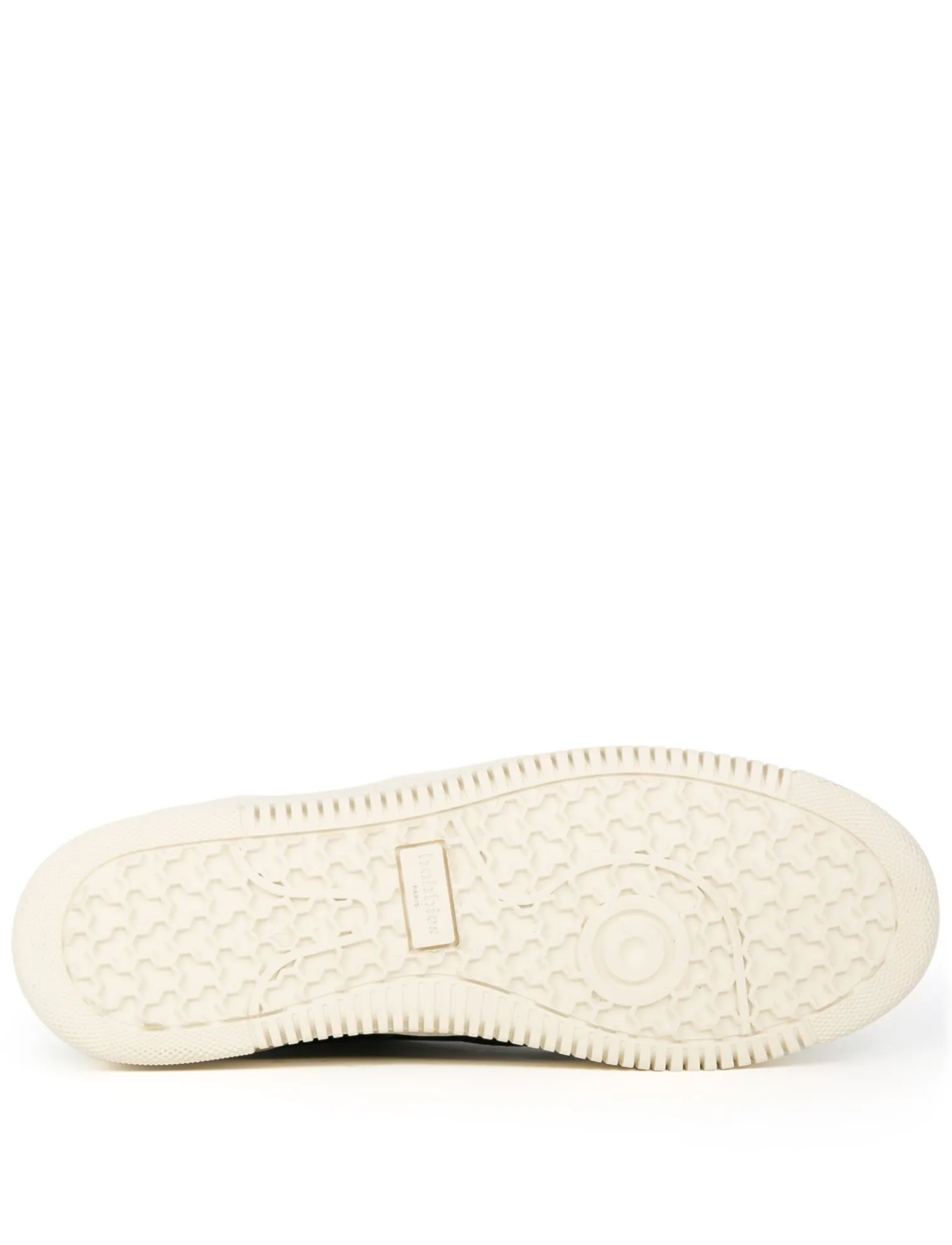 travis_11-2.webp Bobbies Sneakers | Travis