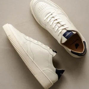 Bobbies Sneakers | Travis