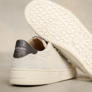 Bobbies Sneakers | Travis