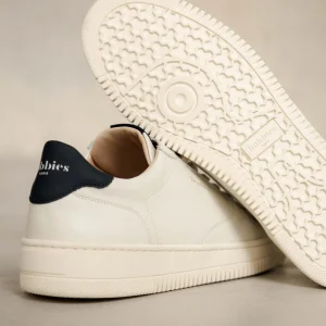 Bobbies Sneakers | Travis