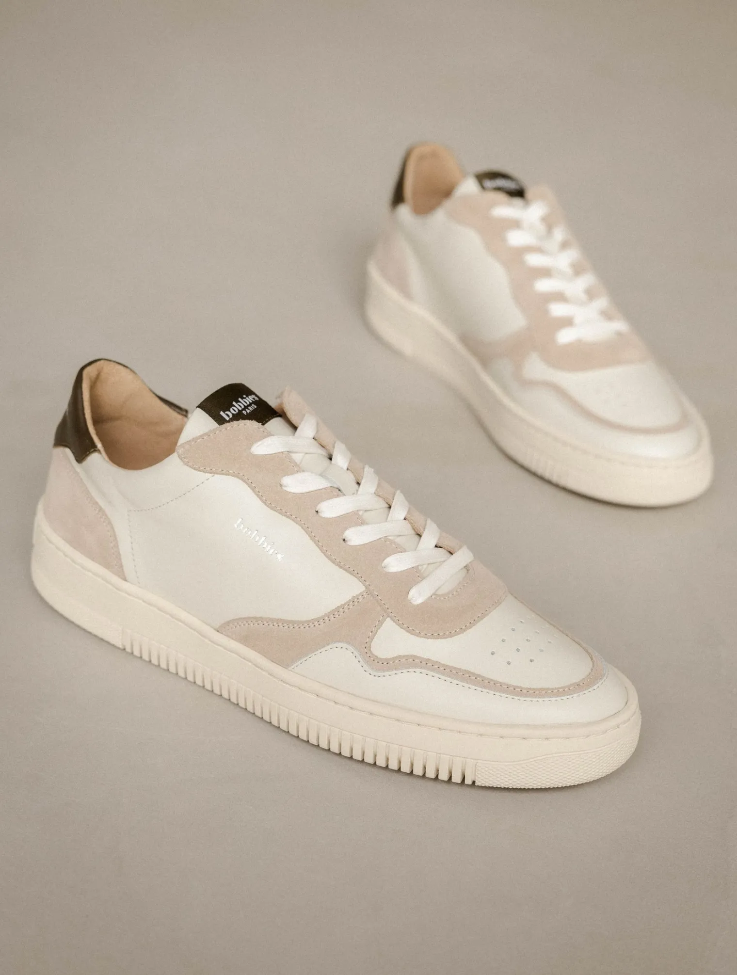 travis_5.webp Bobbies Sneakers | Travis