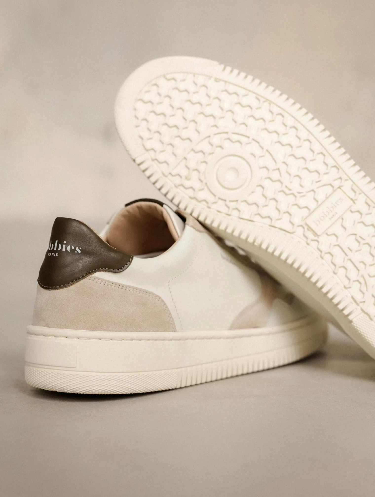 travis_6.webp Bobbies Sneakers | Travis