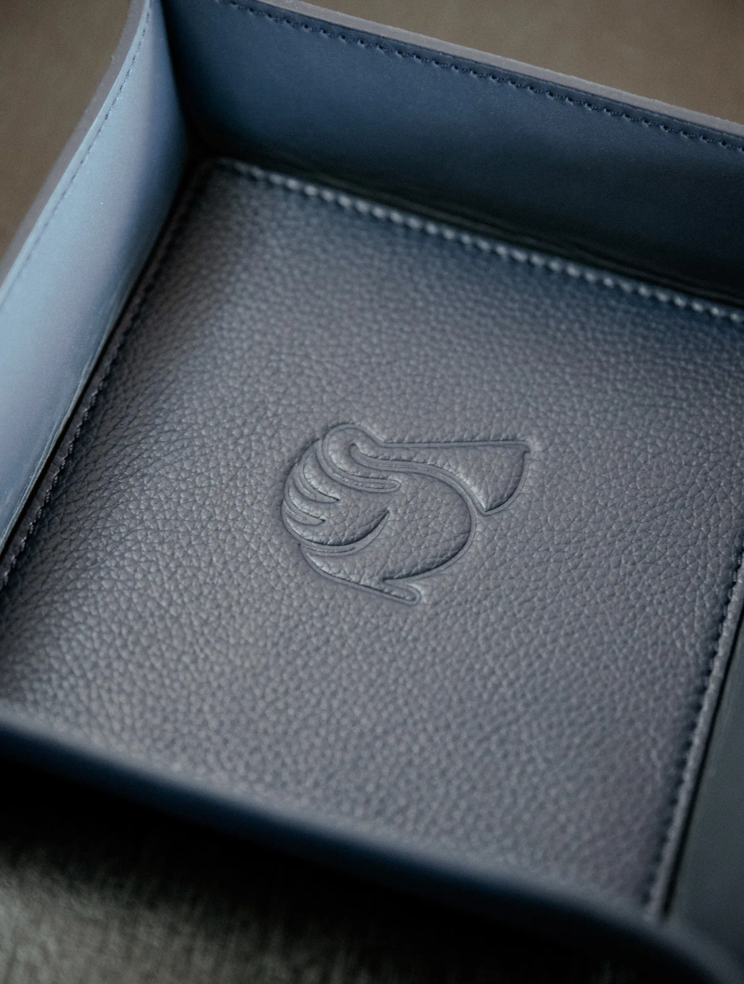 vegas_2-1.webp Bobbies Small Leather Goods | Vegas