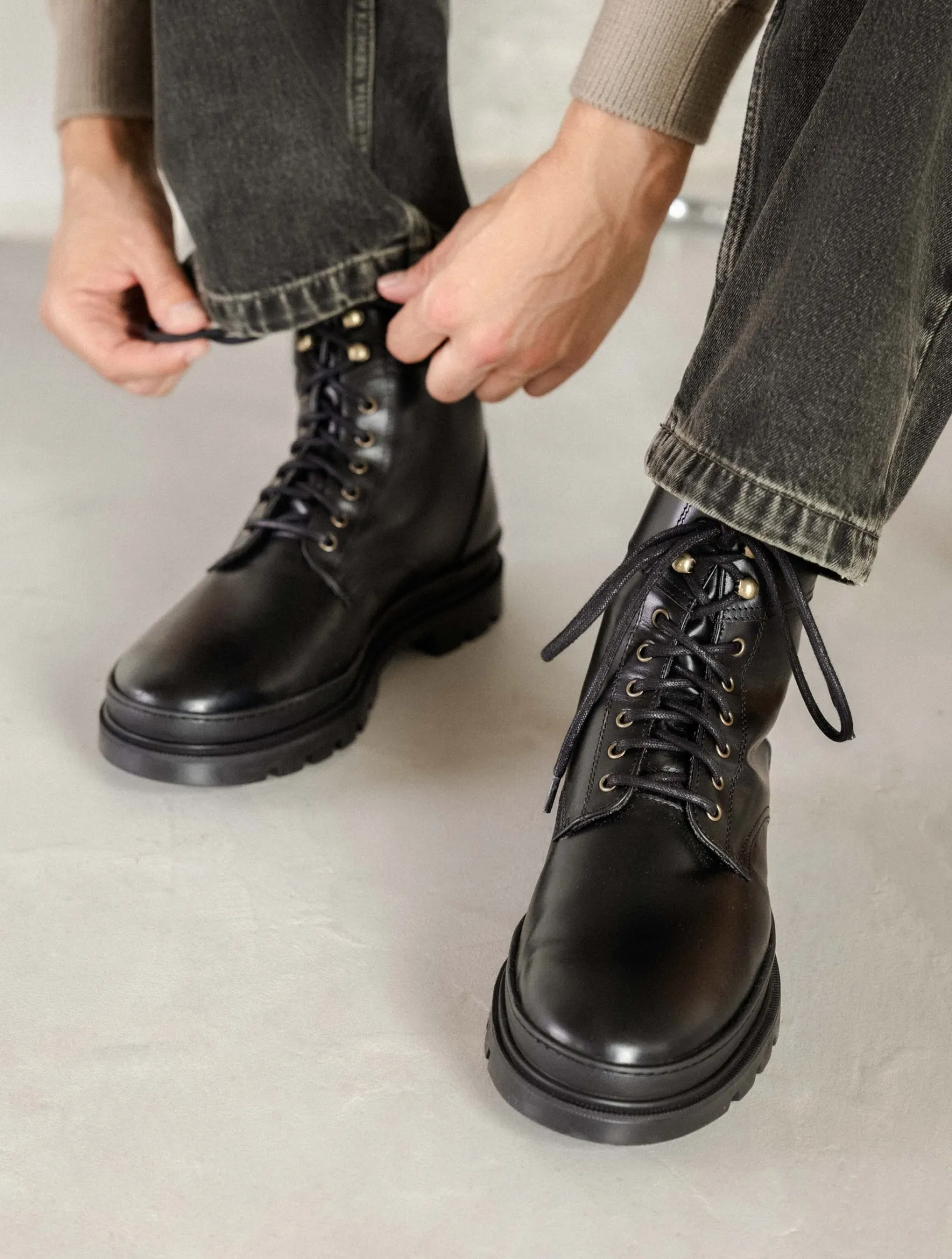 walber_0.webp Bobbies Boots | Walber