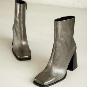 Women Bobbies Ankle Boots | Wilma