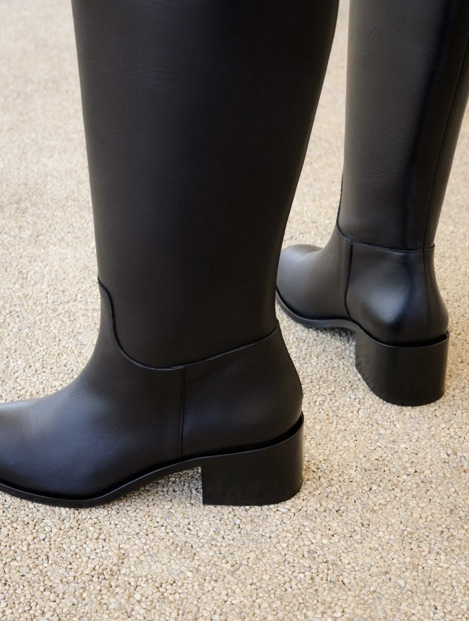 zohra_5-1.webp Women Bobbies Knee High Boots | Zohra