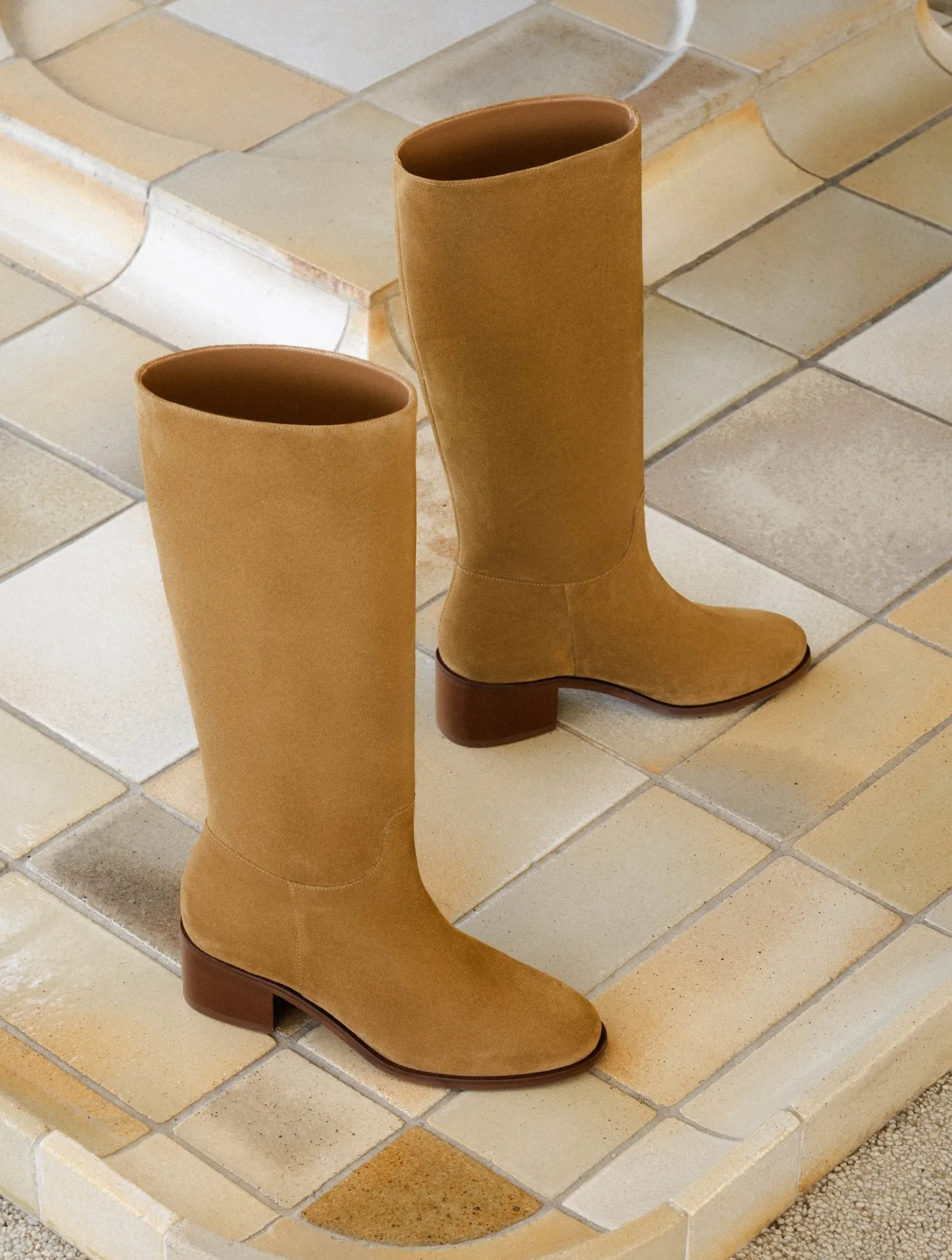 zohra_5-3.webp Women Bobbies Knee High Boots | Zohra